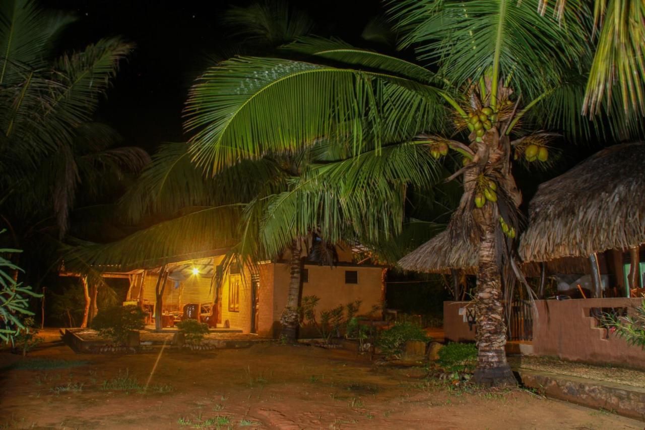 Yalaway Nature Villa Tissamaharama Ngoại thất bức ảnh