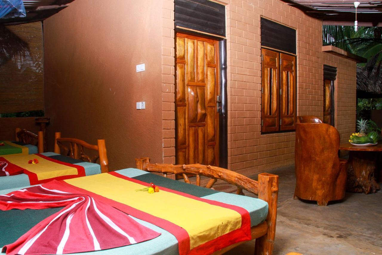 Yalaway Nature Villa Tissamaharama Ngoại thất bức ảnh
